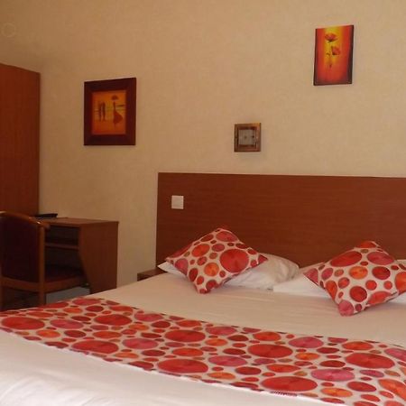 פריז Hotel De La Place Des Alpes מראה חיצוני תמונה